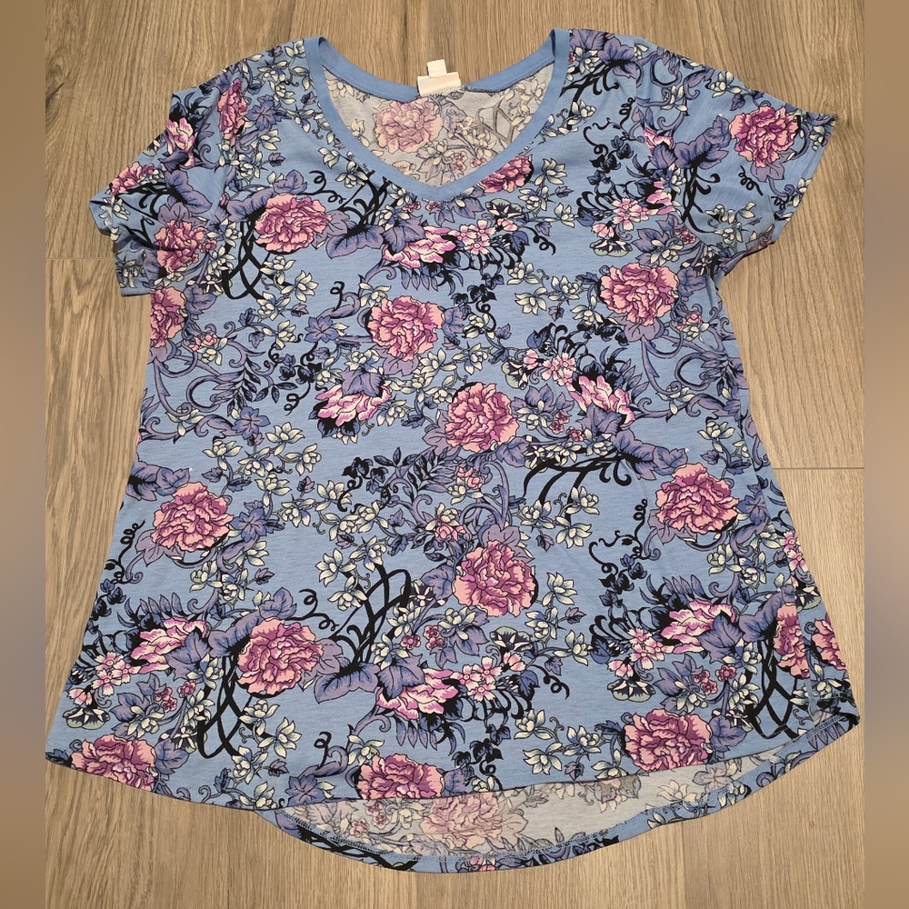 Lularoe Christy T